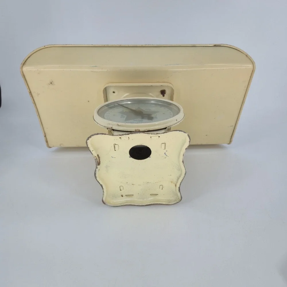 Vintage Baby Nursery Scale 30 Lb Blue Star Infant Scale Cream Metal Decor 19